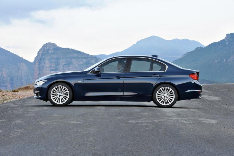  BMW 3-Series 2012 года  (фото 109 из 191)